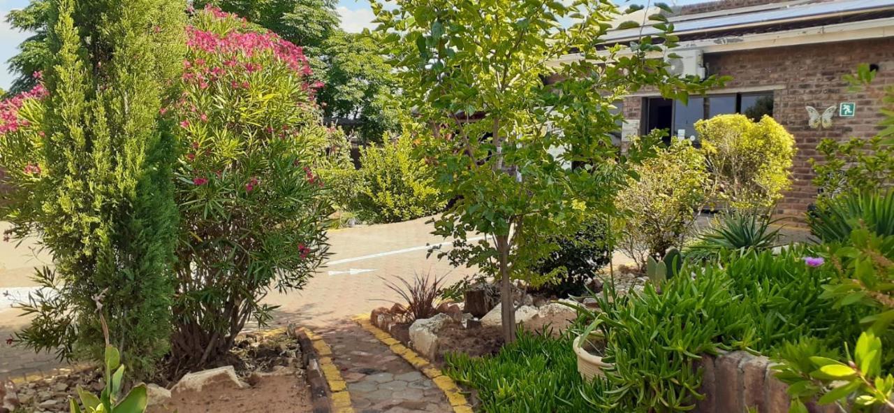 Aliwal Villa Guest Lodge Exterior photo