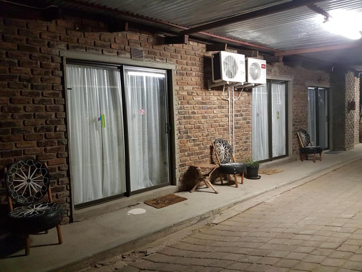 Aliwal Villa Guest Lodge Exterior photo